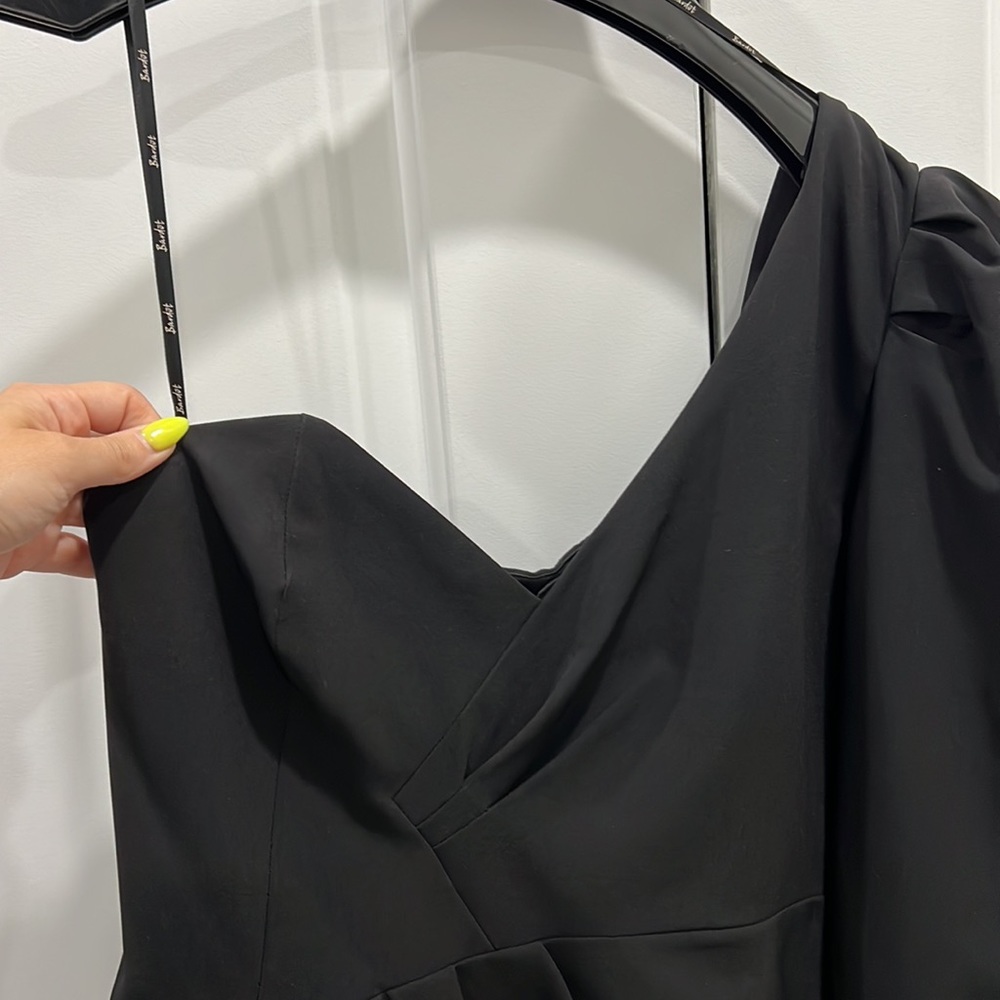 Black Asymmetrical One-Shoulder Mini Dress - Picture 3 of 6